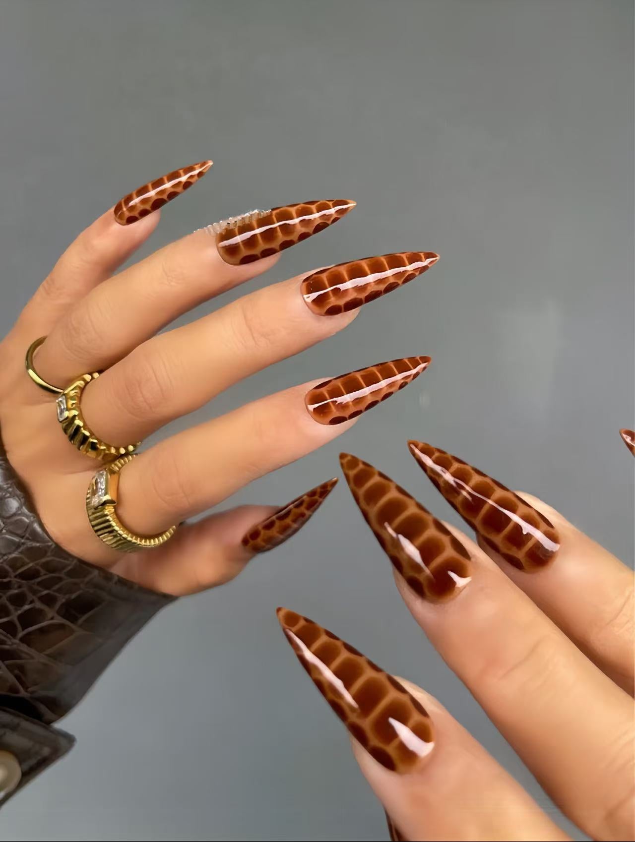 M0013-CARAMEL LATTE Press-on Nails