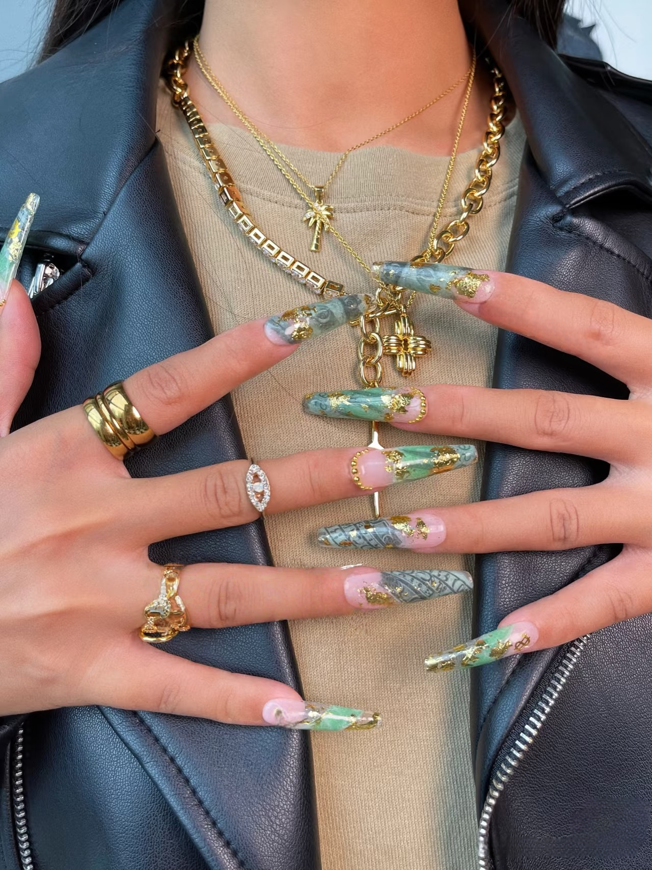 M0009-GOLD DIGGER Press-on Nails
