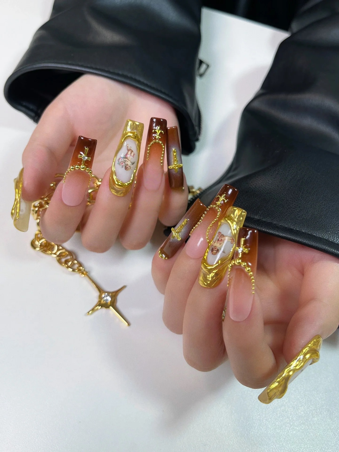 M0015-LITTLE ANGEL Press-on Nails