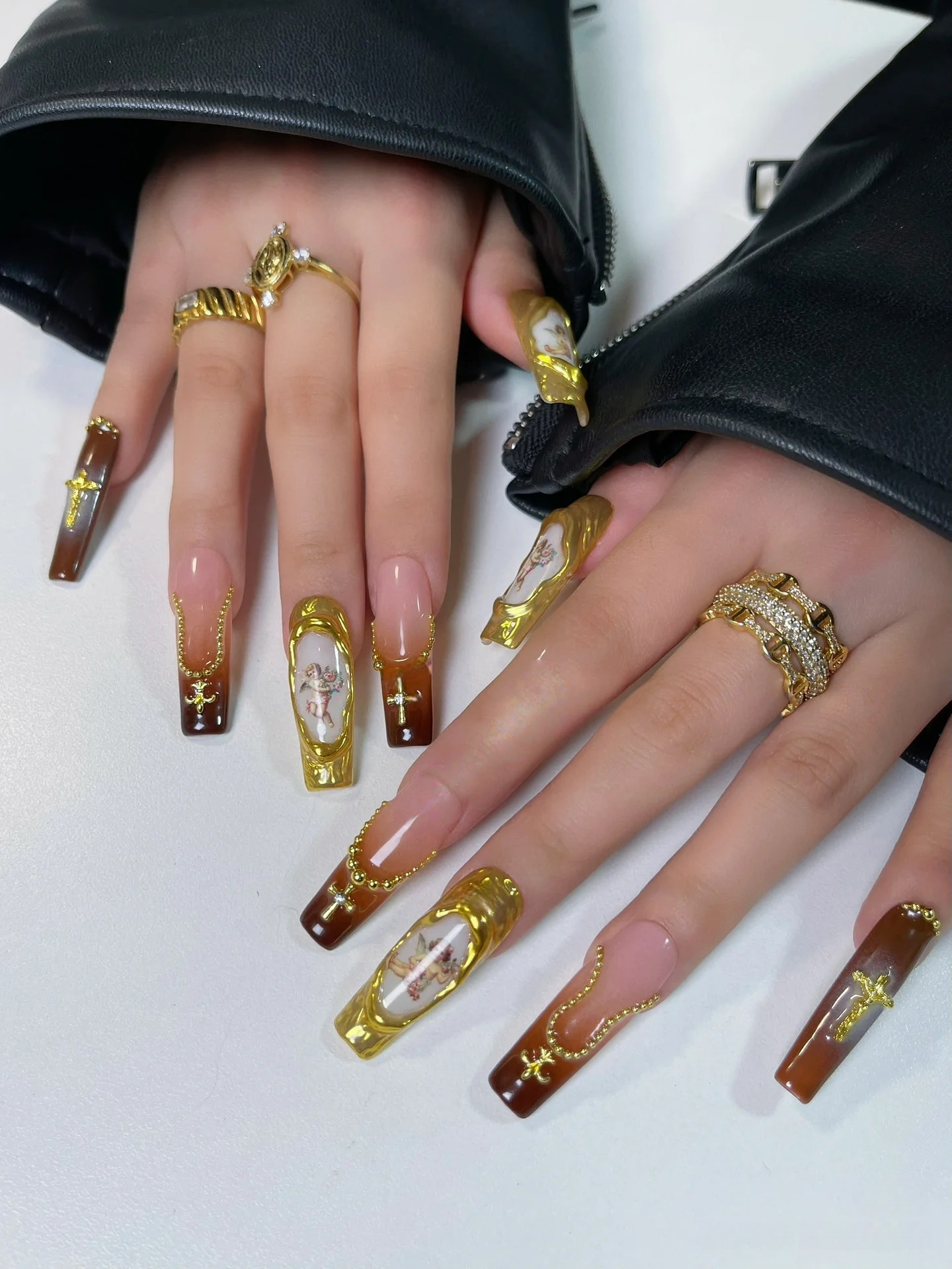 M0015-LITTLE  ANGEL Press-on Nails