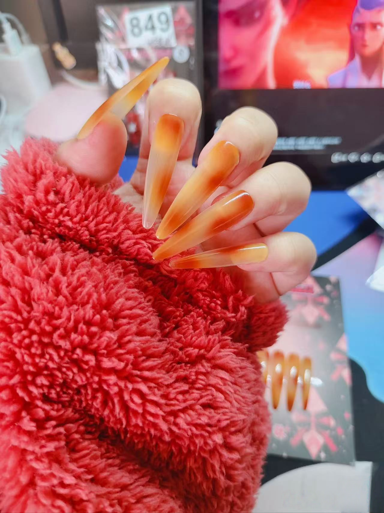 M0008-LAKE  GLAZE Press-on Nails